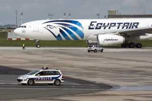 Η EgyptAir απαγόρευσε επιβίβαση πολιτών από το Ιράκ προς Νέα Υόρκη