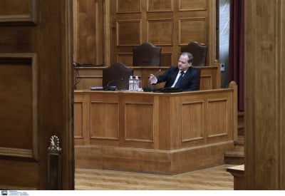 Εξεταστική για τα Τέμπη: Κόντρα Πέρκα - Μαρκόπουλου για τις επίμονες ερωτήσεις για ευθύνες Καραμανλή