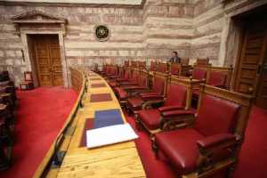Αντιπαράθεση στη Βουλή για τις ανεξάρτητες αρχές 