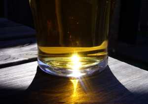 Εις υγείαν του κράτους το 45% της τιμής της μπίρας