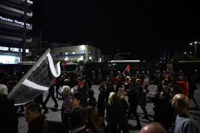 Πολυτεχνείο: Αποκαταστάθηκε η κυκλοφορία στο κέντρο της Αθήνας, άνοιξαν και οι 4 σταθμοί του μετρό
