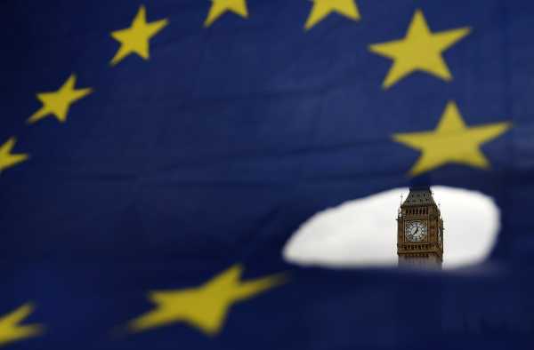 Brexit: Το χρονικό ώς το «αντίο» στην ΕΕ - Τι θα αλλάξει στις ζωές Βρετανών και Ευρωπαίων