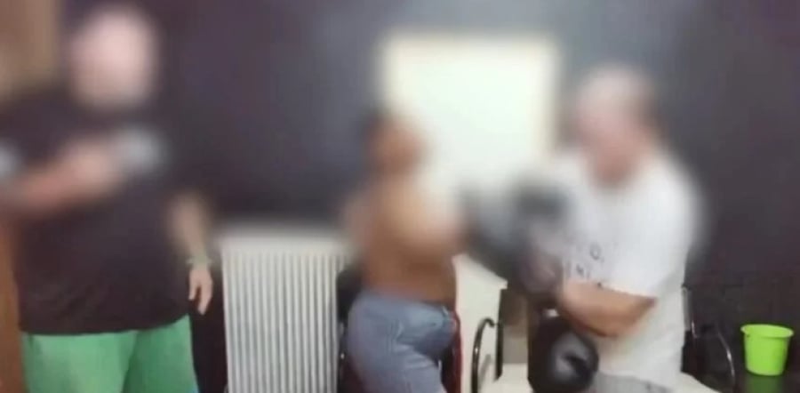«Ελεύθερα» στο διαδίκτυο τα βίντεο της ντροπής με βασανισμό ΑμεΑ