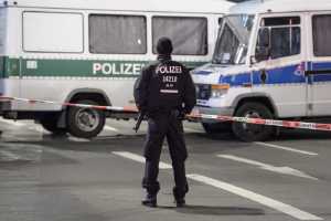 Βερολίνο: Ο «επικίνδυνος εγκληματίας» κυκλοφορεί ελεύθερος