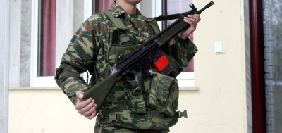 Δόκιμος έκλεψε όπλο από αποθήκη στρατοπέδου στη Σύμη