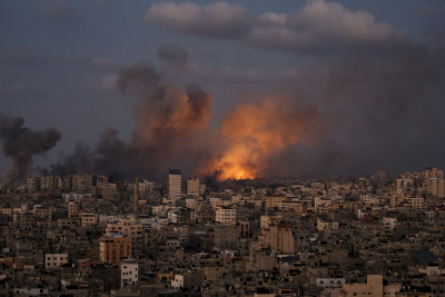 Μάχες σώμα με σώμα και αδιάκοποι βομβαρδισμοί: «Θυμίζει την καταστροφή της Γερμανίας στον Β&#039; ΠΠ η ισοπέδωση της Γάζας»