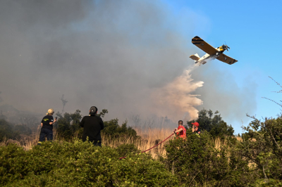 Ο καύσωνας έφυγε ο εφιάλτης της φωτιάς παραμονεύει - Στις 55 οι δασικές πυρκαγιές του 24ώρου