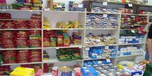Διανομή τροφίμων σε οικονομικά αδύναμους πολίτες από το δήμο Πειραιά
