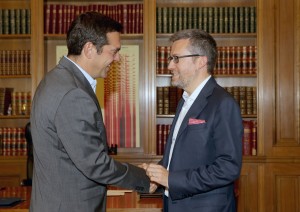Συνάντηση του Αλ. Τσίπρα με τον επίτροπο Μοέδας