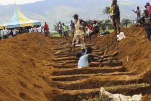 Σιέρα Λεόνε: Σχεδόν 500 νεκροί από την φονική κατολίσθηση