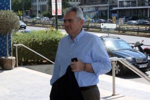 Βανδαλισμοί στο πολιτικό γραφείο του Μ. Χαρακόπουλου