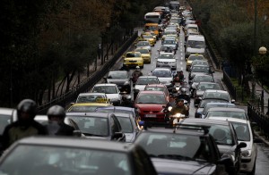 450.000 αυτοκίνητα παραμένουν ανασφάλιστα