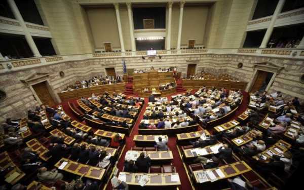 Κόκκινα δάνεια: Υπερψηφίστηκε η τροπολογία στην Βουλή