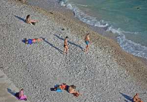Κενές 10 θέσεις για τη χρήση αιγιαλού σε παραλίες των Χανίων