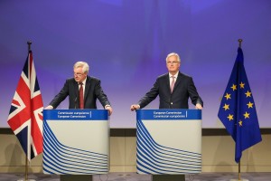 Μπαρνιέ: Καμιά «αποφασιστική πρόοδος» στα κύρια ζητήματα του Brexit