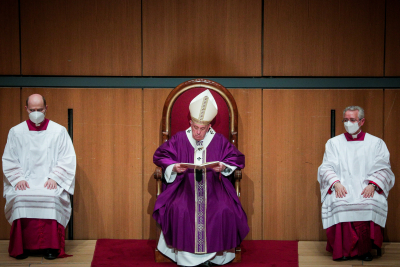 Πότε θα πάρει εξιτήριο ο Πάπας Φραγκίσκος, τα νεότερα για την υγεία του