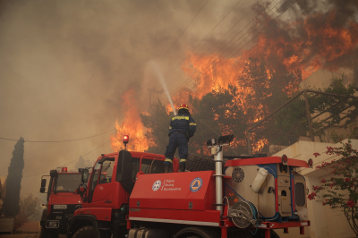 BBC: Οι φωτιές στην Ελλάδα ένα από τα έξι ακραία καιρικά φαινόμενα το καλοκαίρι του 2023