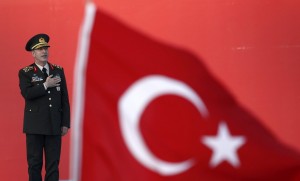 Ο Ακάρ προκαλεί: Θα προστατέψουμε τα συμφέροντα της Τουρκίας στο Αιγαίο