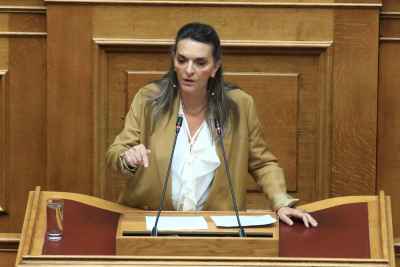 Πέρκα και Τσακαλώτος αποχωρούν από την Κοινοβουλευτική Ομάδα του ΣΥΡΙΖΑ