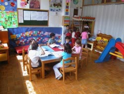 Καθυστερούν οι προσλήψεις στους παιδικούς σταθμούς Δήμου Αθηναίων