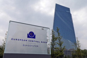 Η ΕΚΤ θα προσπαθήσει να δώσει ώθηση στην οικονομία της ευρωζώνης - Οι κινήσεις του Ντράγκι