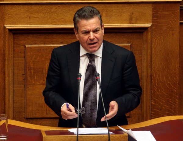 Πετρόπουλος: Εφικτός ο στόχος απονομής 20.000 εκκρεμών συντάξεων τον μήνα