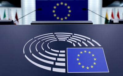 Το Ευρωκοινοβούλιο ενέκρινε οδηγία κατά των αγωγών SLAPP, νέα «όπλα» ενάντια στη φίμωση των δημοσιογράφων