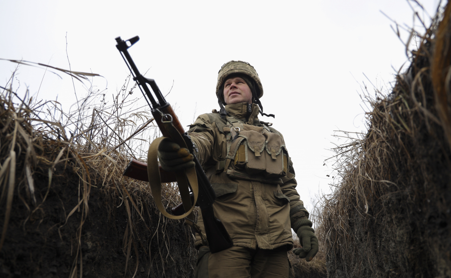 Κλιμακώνεται η ένταση: Επιστράτευση Ρώσων αυτονομιστών στην ανατολική Ουκρανία