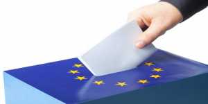 Άνοιξαν οι κάλπες για τις ευρωεκλογές στην Ολλανδία και την Βρετανία