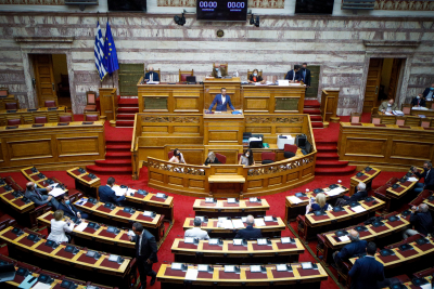 Βουλή: Ξεκίνησε η συζήτηση για την παραπομπή ή όχι του Νίκου Παππά σε ειδικό δικαστήριο