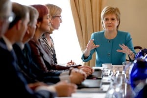 Η Νίκολα Στέρτζιον «βλέπει» ανεξαρτησία της Σκωτίας έως το 2025