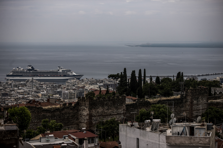 Θεσσαλονίκη: Εντοπίστηκε σορός 53χρονου άντρα μέσα σε φορτηγό στο λιμάνι