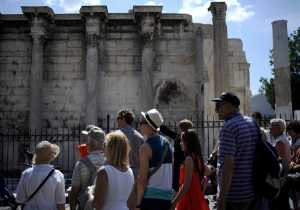 «Καλπάζει» ο ελληνικός τουρισμός και το 2016