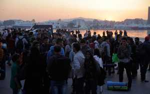 Περίπου 1.760 πρόσφυγες και μετανάστες στο λιμάνι του Πειραιά