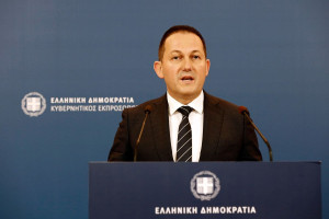 Πέτσας: Πρόκληση κατά των ανέργων και μακροχρόνια ανέργων οι δηλώσεις Τσίπρα και ΣΥΡΙΖΑ
