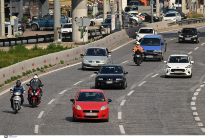 Κίνηση τώρα: Ανατροπή στρατιωτικού οχήματος στην εθνική οδό Αθηνών - Λαμίας