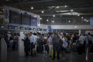 Προσλήψεις σε 13 αεροδρόμια της χώρας