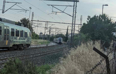Παρ&#039; ολίγον νέα Τέμπη στη Λάρισα: Δύο τρένα ήταν στην ίδια γραμμή και φρέναραν την τελευταία στιγμή -Διαψεύδει ο ΟΣΕ