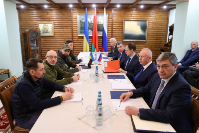 Σε εξέλιξη ο 4ος γύρος διαπραγματεύσεων για την Ουκρανία: Τι μπορούμε να περιμένουμε