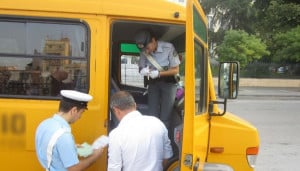Θεσσαλονίκη: Εντατικοί έλεγχοι σε σχολικά λεωφορεία από την Τροχαία