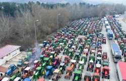 Μπλόκα αγροτών: Κυκλοφοριακές ρυθμίσεις στην εθνική οδό Λάρισας – Κοζάνης