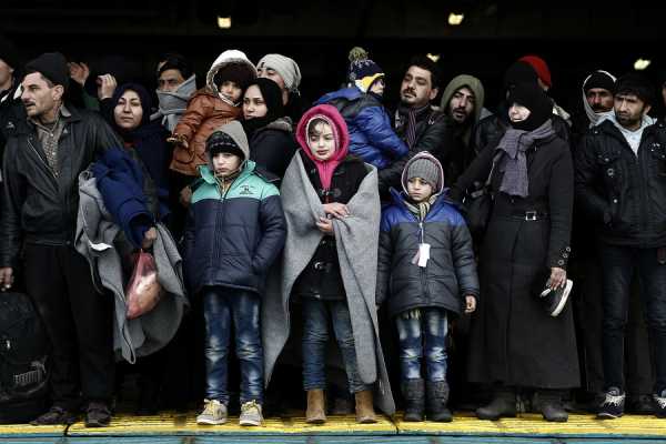 Περιορισμένος ο αριθμός των προσφύγων λόγω καιρού και κινητοποιήσεων
