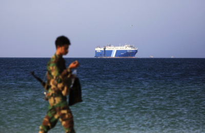 «Έμφραγμα» στην Ερυθρά Θάλασσα από τους Χούτι - Ακολουθούν τουλάχιστον 90 ημέρες «αναταράξεων»