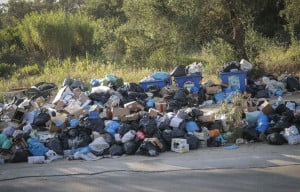 Βγήκαν στους δρόμους οι Κερκυραίοι για τα σκουπίδια- «Φτάνει πια... Βρείτε λύση»