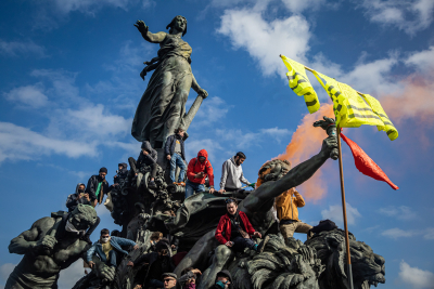 Νέες απεργίες για το συνταξιοδοτικό στην Γαλλία, συνεχίζονται οι μαζικές διαδηλώσεις