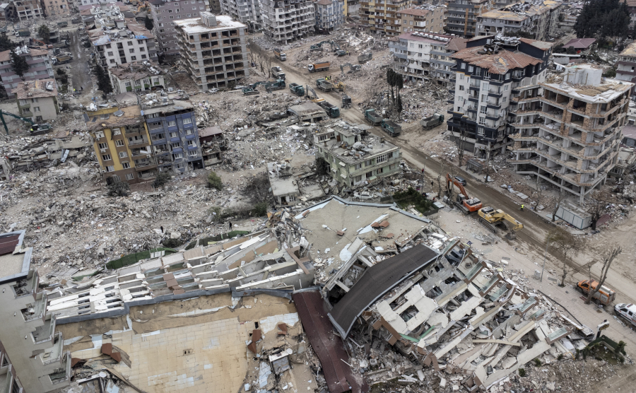 Ξεπέρασαν τους 50.000 οι νεκροί από τους σεισμούς σε Τουρκία και Συρία