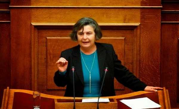 Η Δέσποινα Χαραλαμπίδου, πρόεδρος της Επιτροπής Κοινοβουλευτικής Δεοντολογίας 