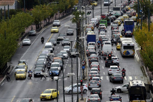 Στην αγορά αυτοκινήτων το έριξαν οι Έλληνες- Κατά 22,6% αυξήθηκαν οι πωλήσεις το 2018