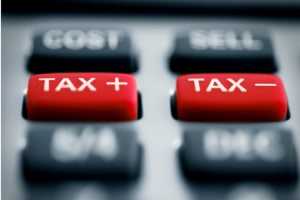 Ποιους «τσουρουφλίζουν» οι φορολογικές δηλώσεις 2016