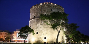 Θεσσαλονίκη: Με ειδικό φωτισμό αναδεικνύονται θρησκευτικά μνημεία του δήμου Νεάπολης – Συκεών